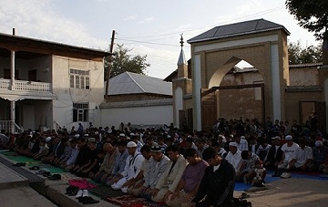 پرونده:مسلمانان تاجیکستان.jpg